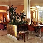 Centro 4*