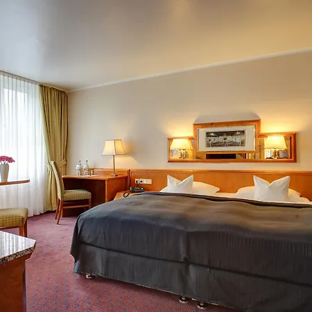 Centro 4* Bonn