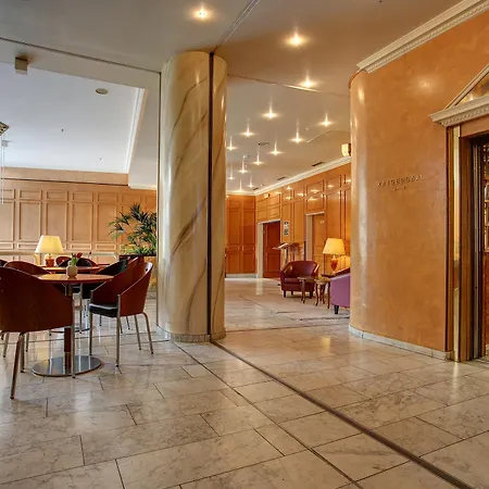 Centro 4*