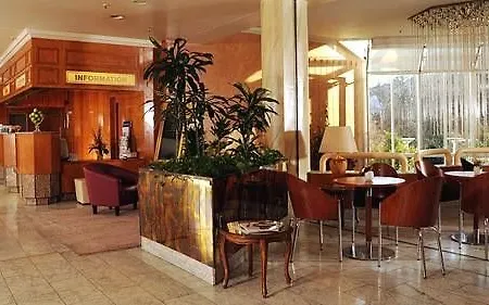 Centro 4*