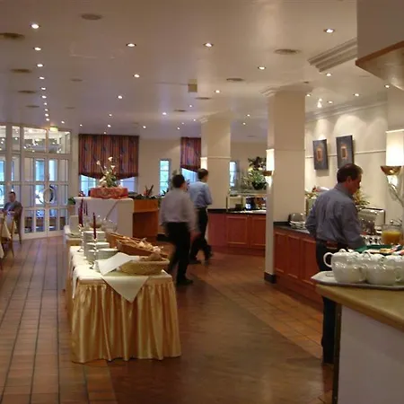 Centro 4*