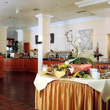Centro Hotel