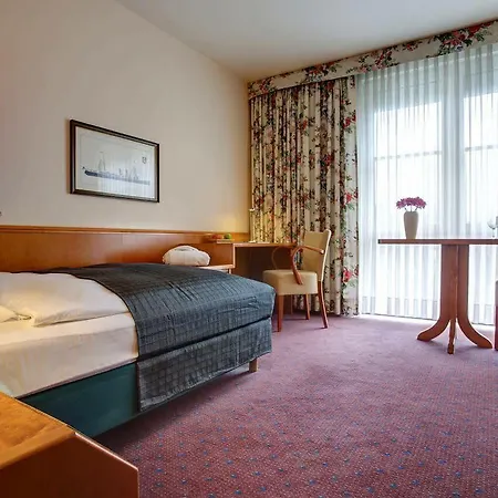 Centro 4*